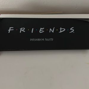 F.R.I.E.N.D.S eye shadow pallet